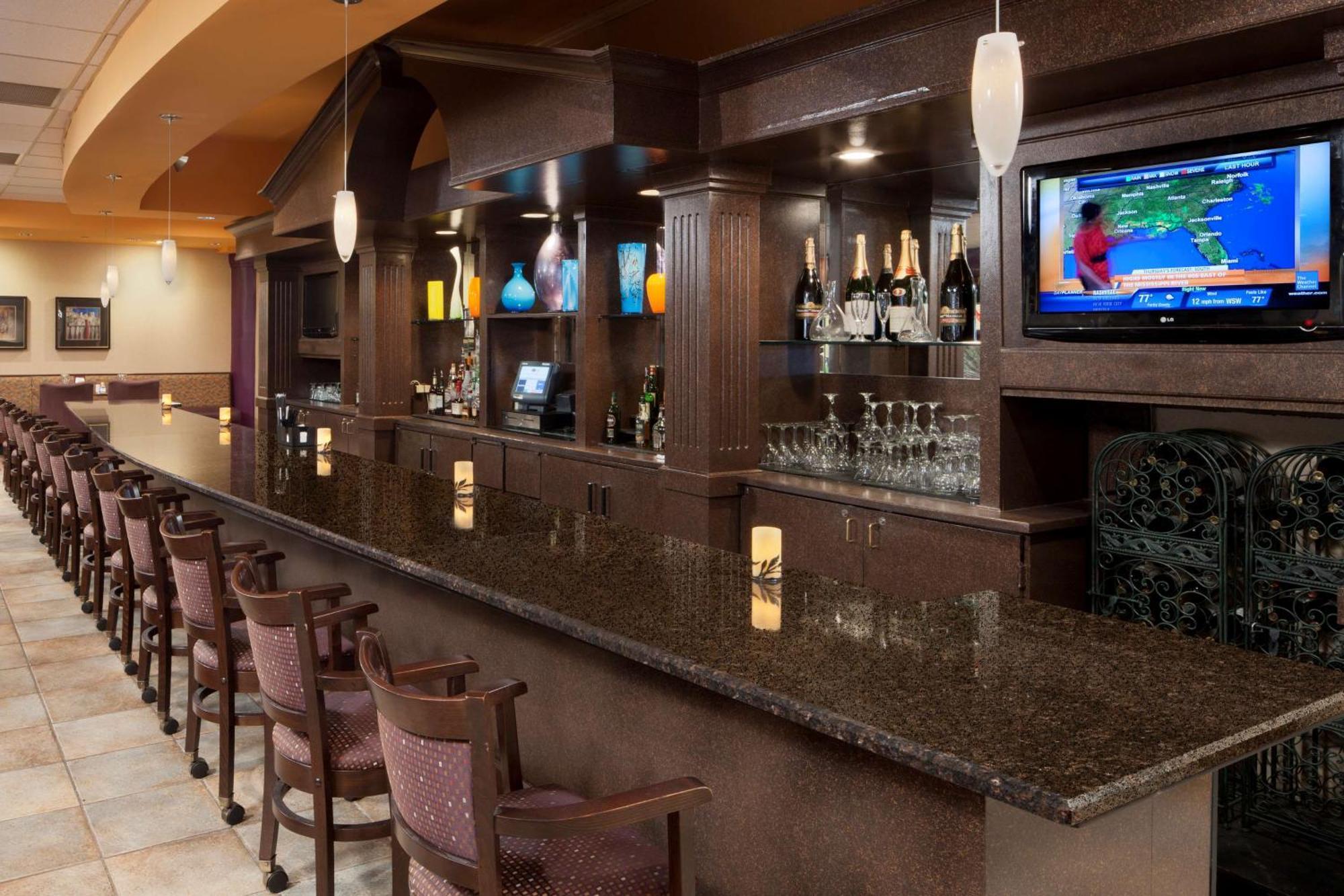 Doubletree Suites By Hilton Hotel Cincinnati - Blue Ash Sharonville Eksteriør billede