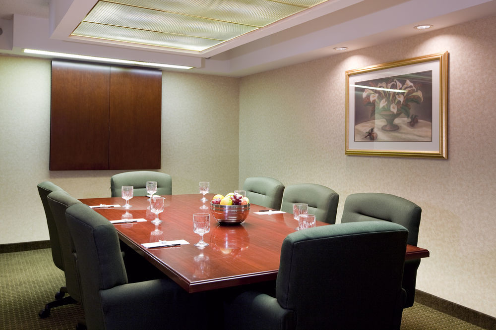 Doubletree Suites By Hilton Hotel Cincinnati - Blue Ash Sharonville Faciliteter billede