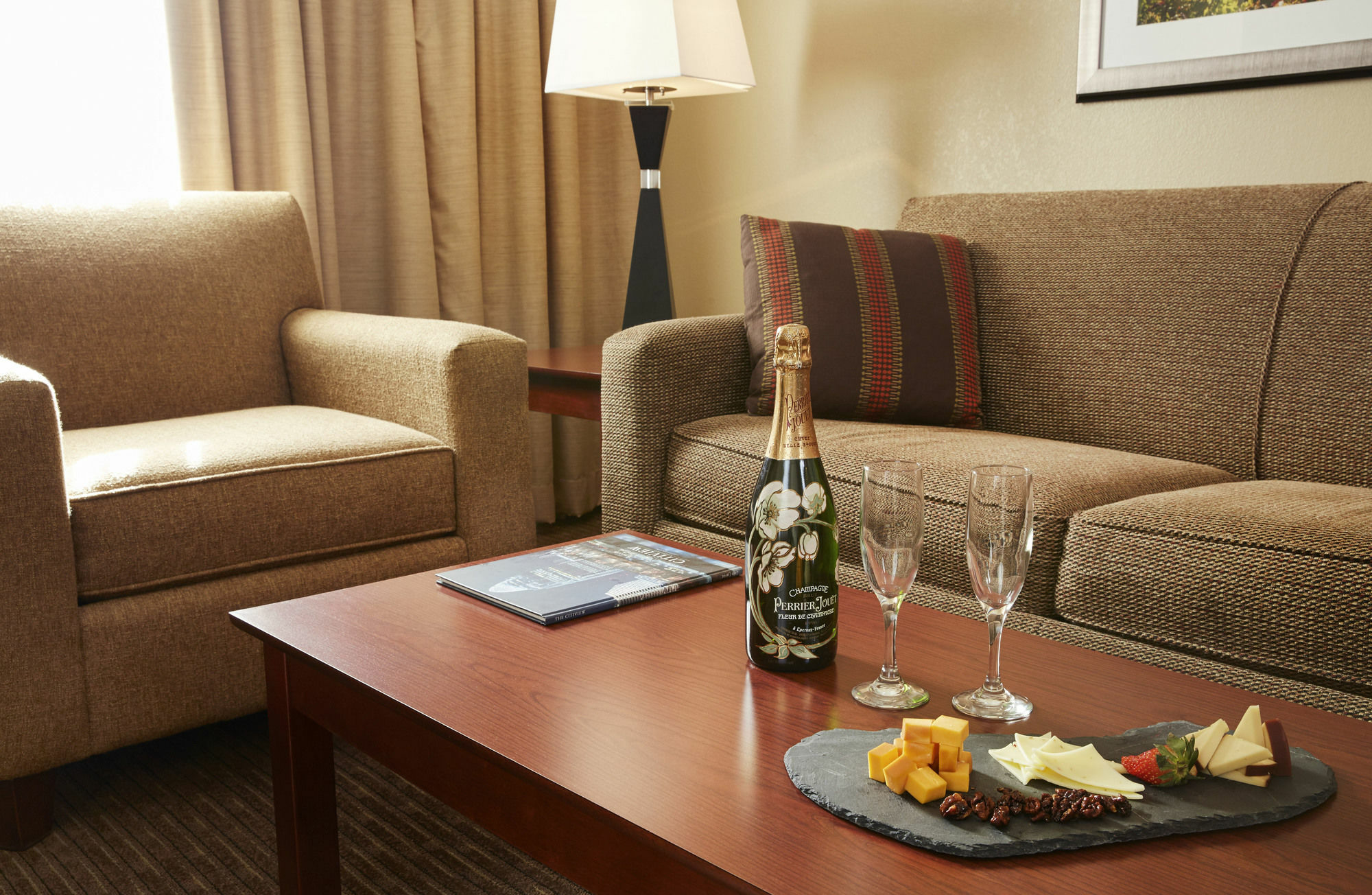 Doubletree Suites By Hilton Hotel Cincinnati - Blue Ash Sharonville Eksteriør billede